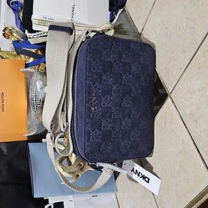 NWT! DKNY CAMERA Crossbody Bag in Midnight Blue